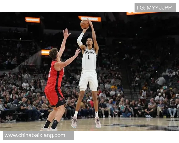 火箭对阵马刺精彩对决即将开启5月4日文字直播全程跟踪报道 火箭对阵马刺精彩对决即将开启5月4日文字直播全程跟踪报道