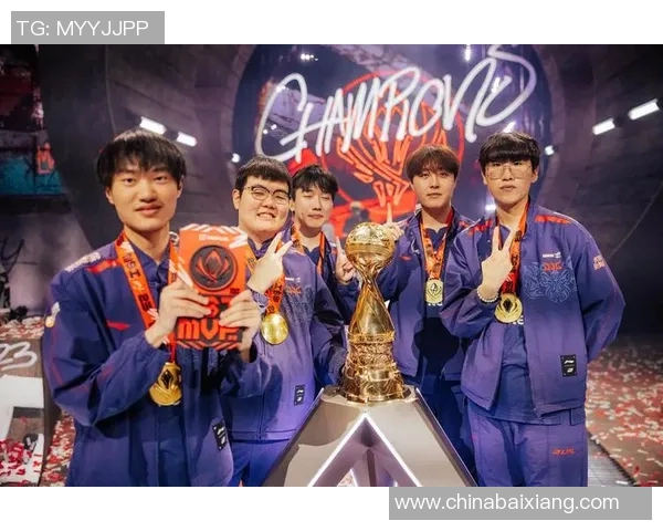 和平精英战场分析：JDG战队进攻策略的优劣势探讨与总结